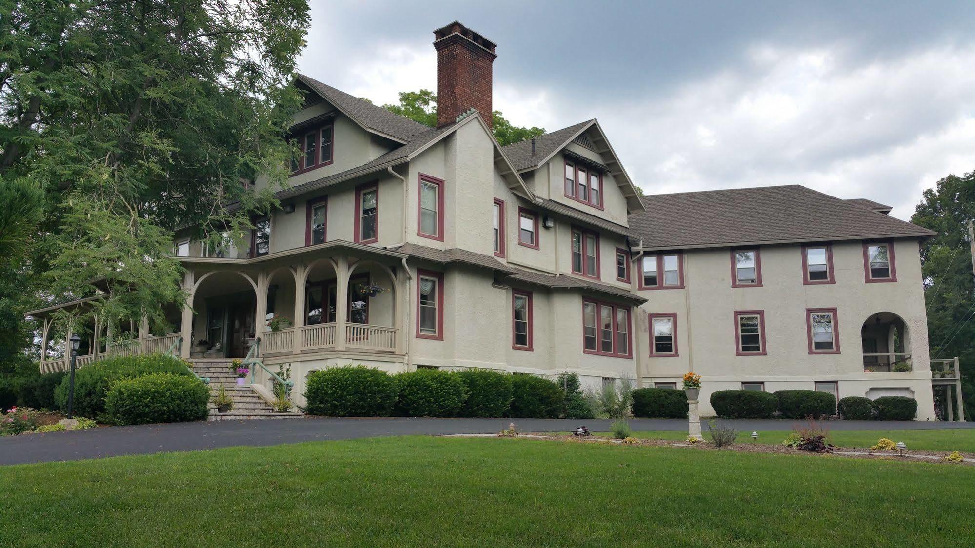 The Inn At Ragged Edge Chambersburg Buitenkant foto